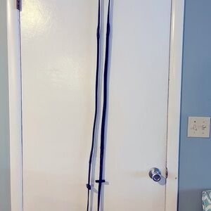 56” Rubber Reins Black